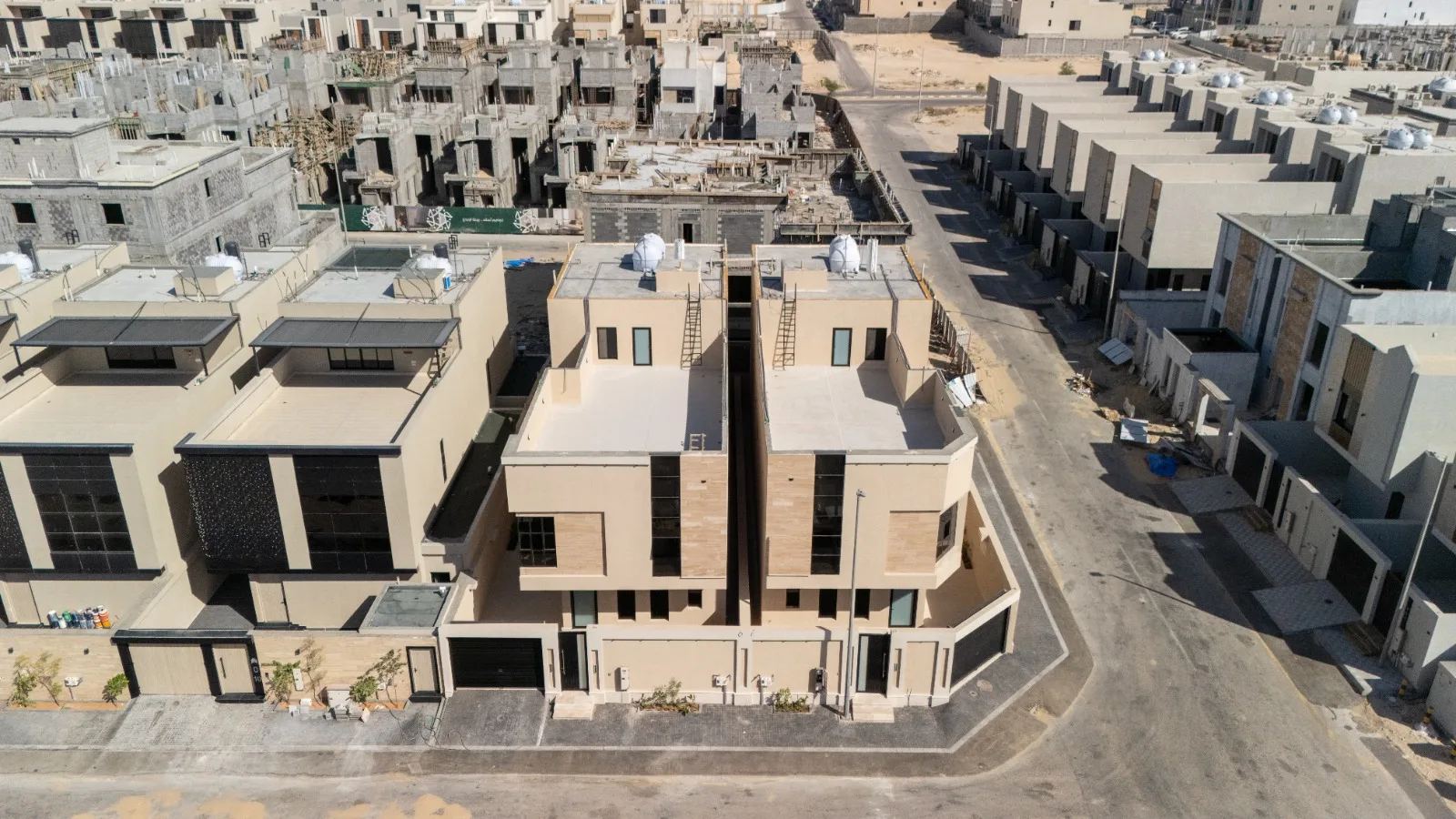 🏡 فيلا زاوية فاخرة للبيع – الدمام | حي الشعلة